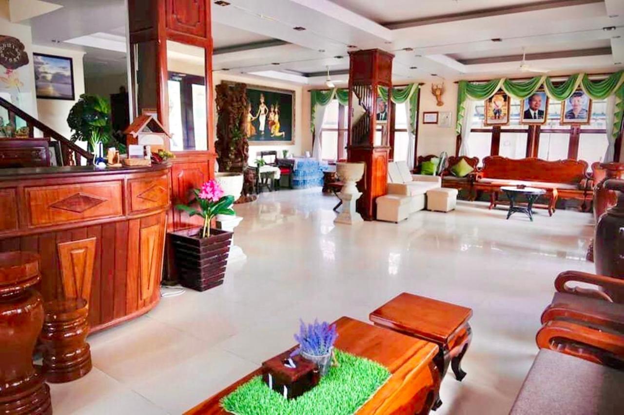 Siem Reap Riverside Hotel Esterno foto