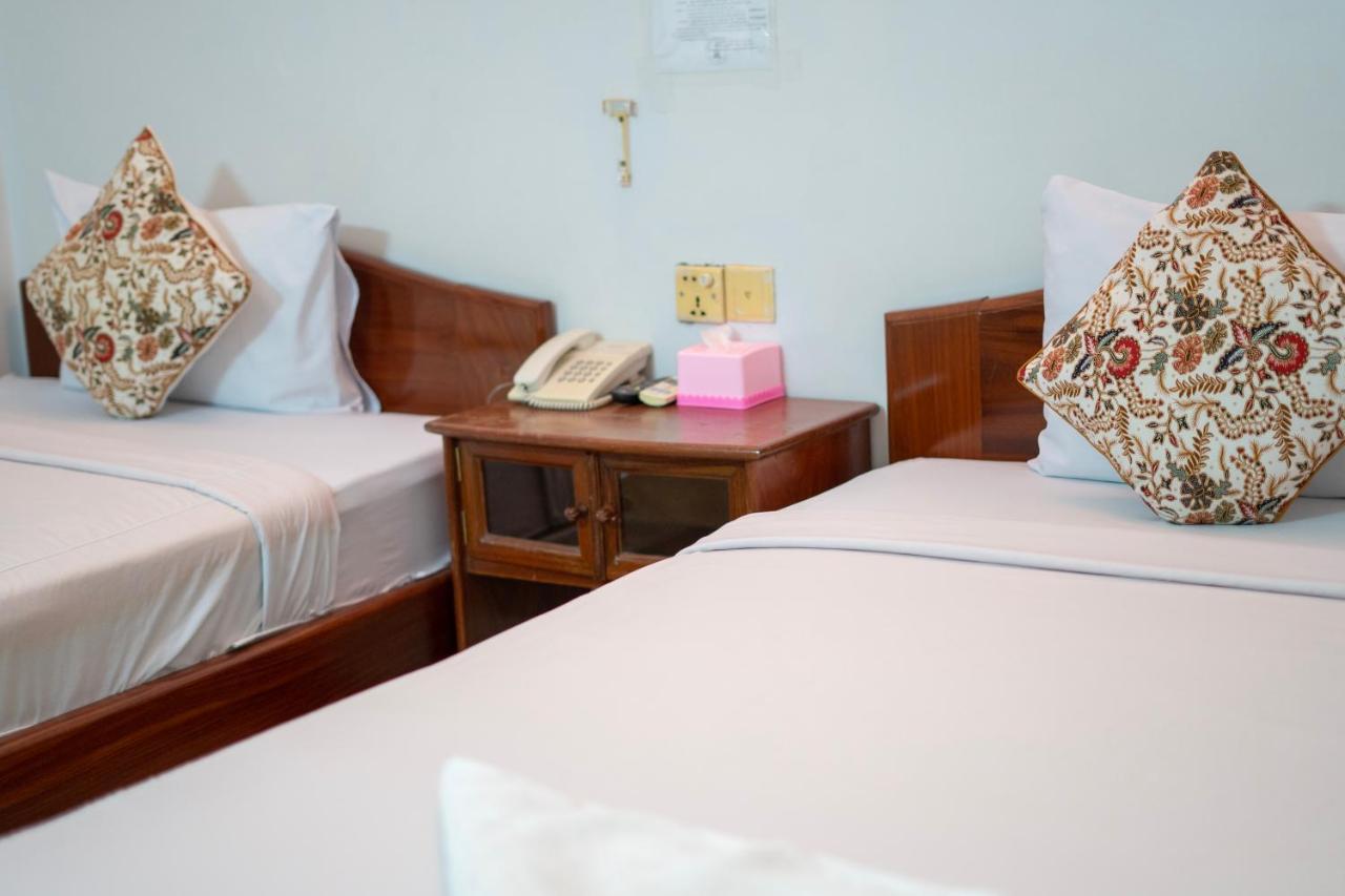 Siem Reap Riverside Hotel Esterno foto