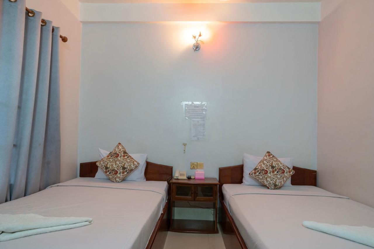 Siem Reap Riverside Hotel Esterno foto