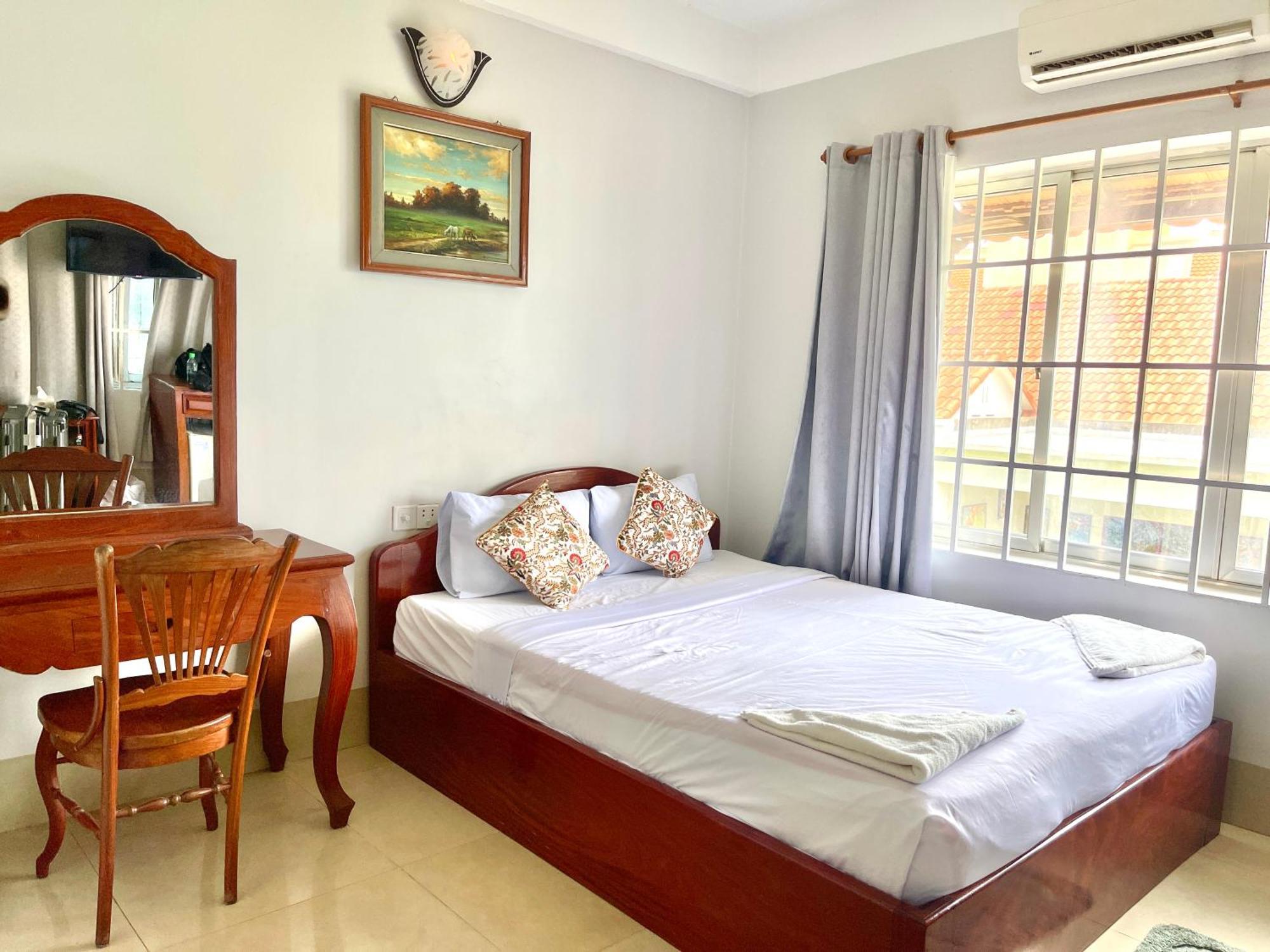 Siem Reap Riverside Hotel Esterno foto