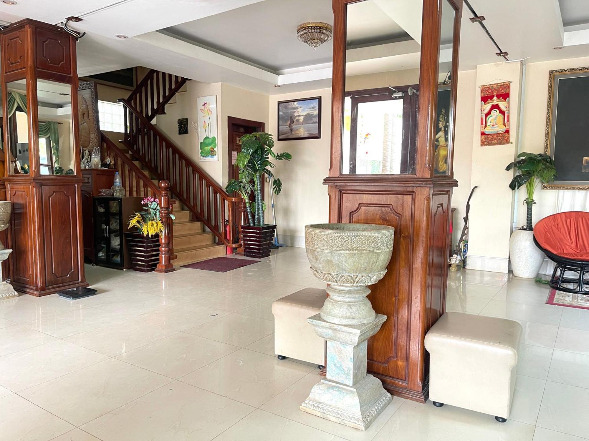 Siem Reap Riverside Hotel Esterno foto