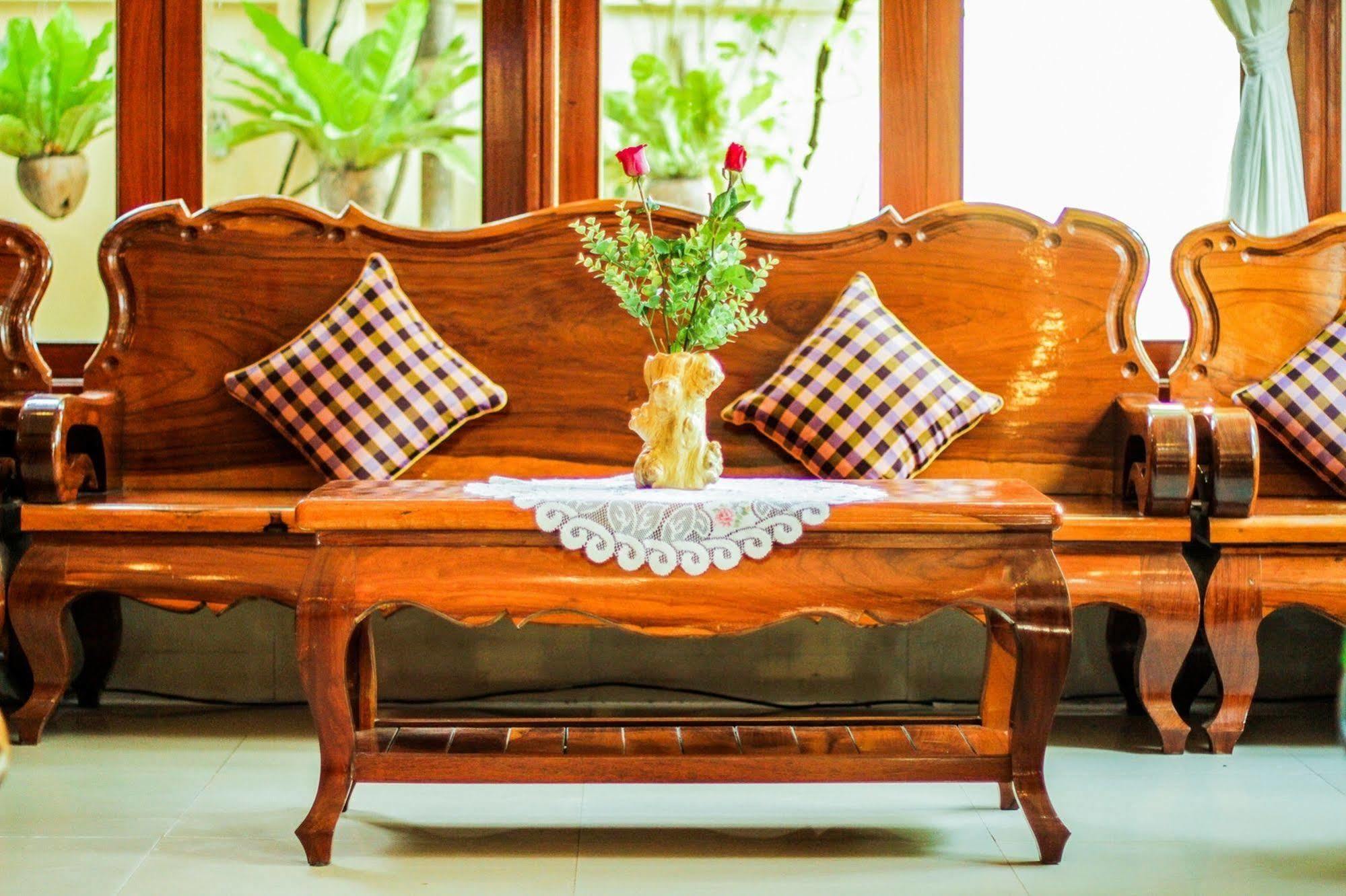 Siem Reap Riverside Hotel Esterno foto